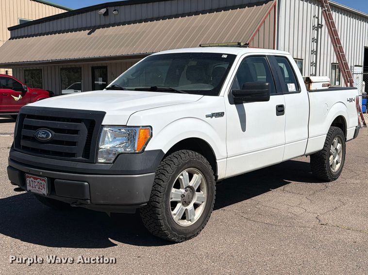 2012 Ford F150 Ext. Cab pickup truck - ED0182