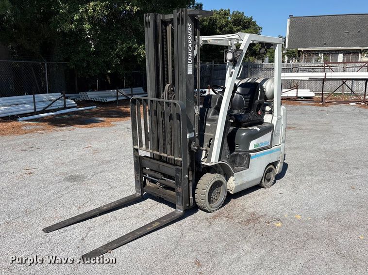 2018 UniCarriers CFS40 forklift - EF1307
