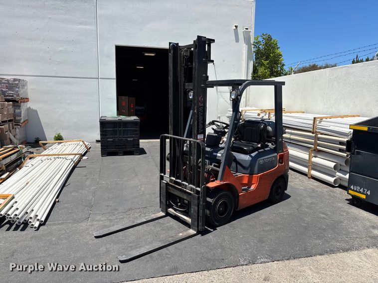 Toyota 7FGU18 forklift - EL2553