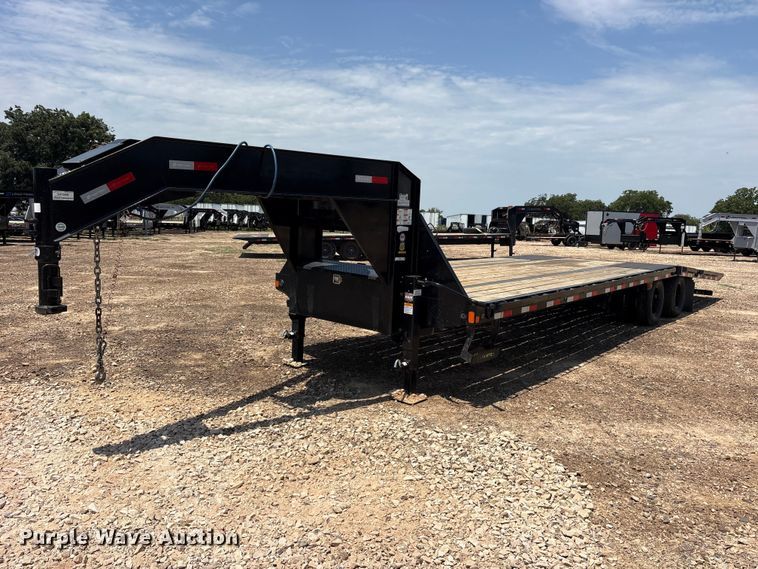 2025 Load Trail Low-Pro Gooseneck Hyd Dove equipment trailer - ET0356