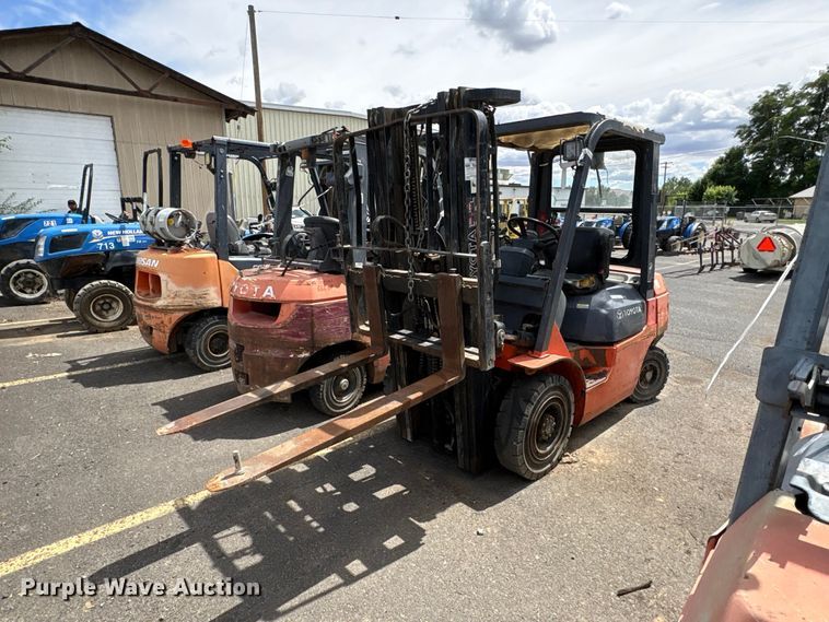 2006 Toyota 7FGU25 forklift - ET0717