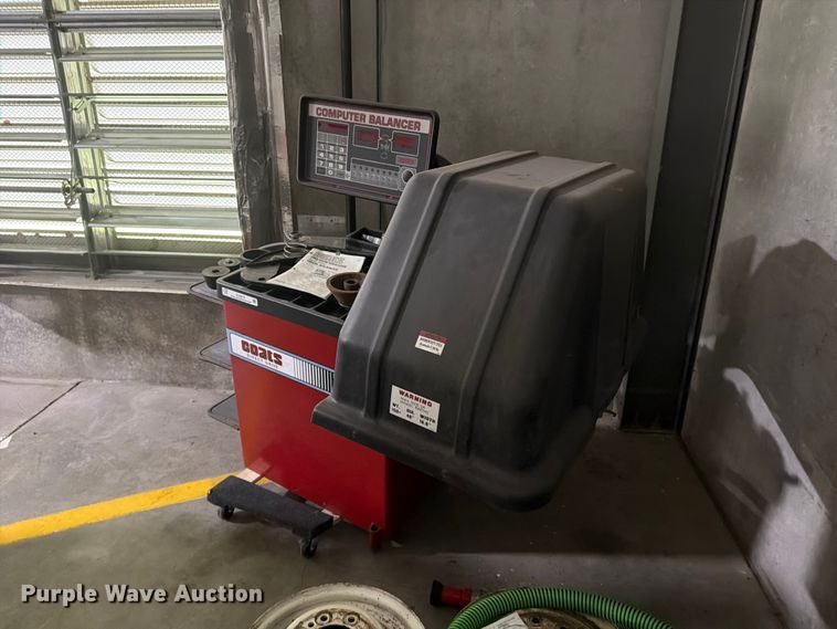 Coats direct drive 1055 solid state tire balancer - EU5878