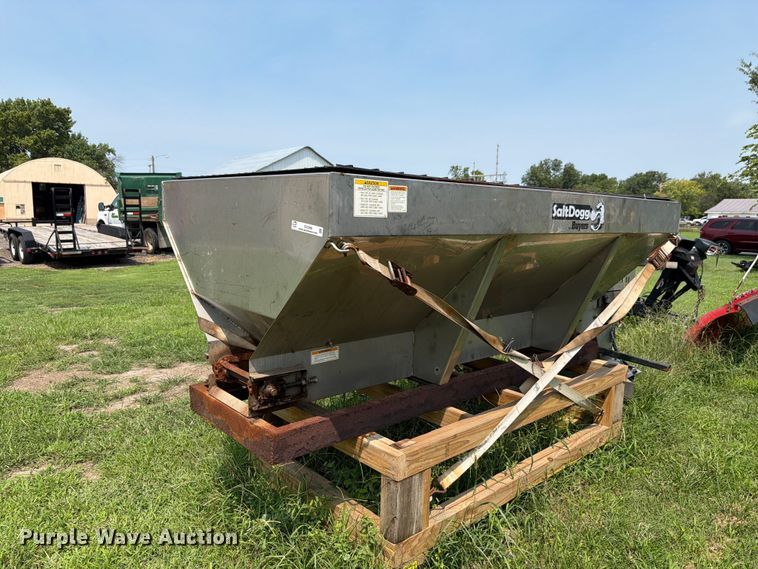 Buyers Salt Dogg spreader - EV2385