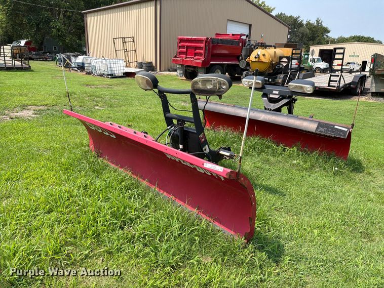 Boss Super-Duty 8' 6" W snow plow - EV2394
