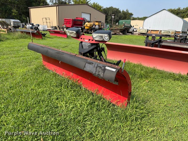 Western Pro Plus 9' W snow plow - EV2400