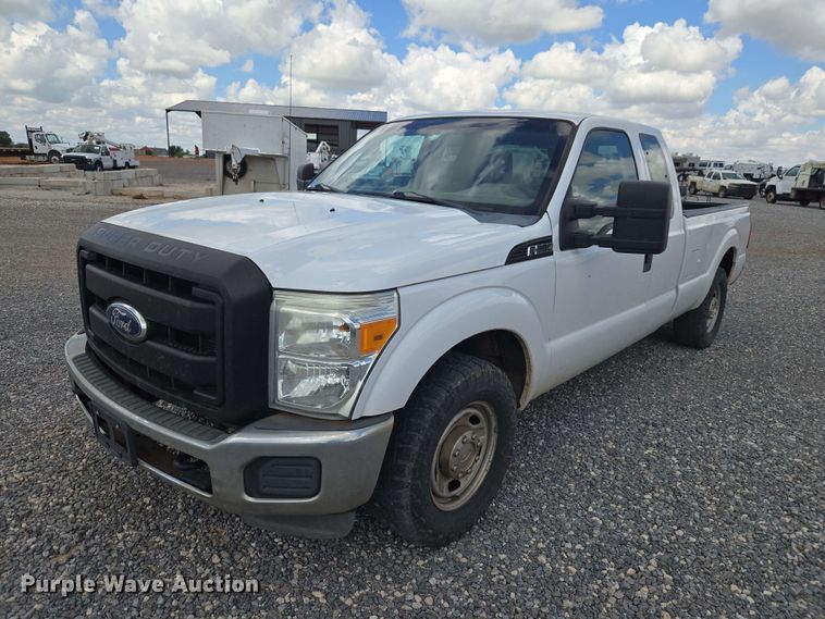 2012 Ford F250 Super Duty Ext. Cab pickup truck - EW0463