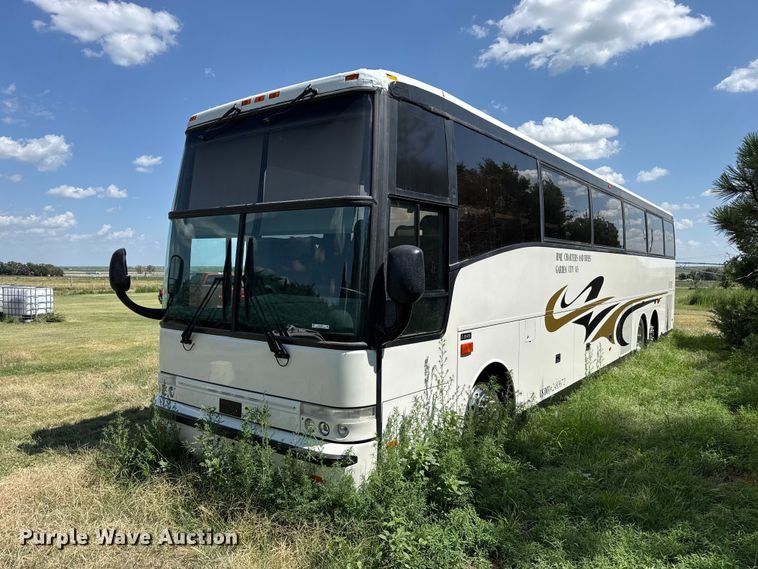 2000 Vanhool coach bus - EW4057