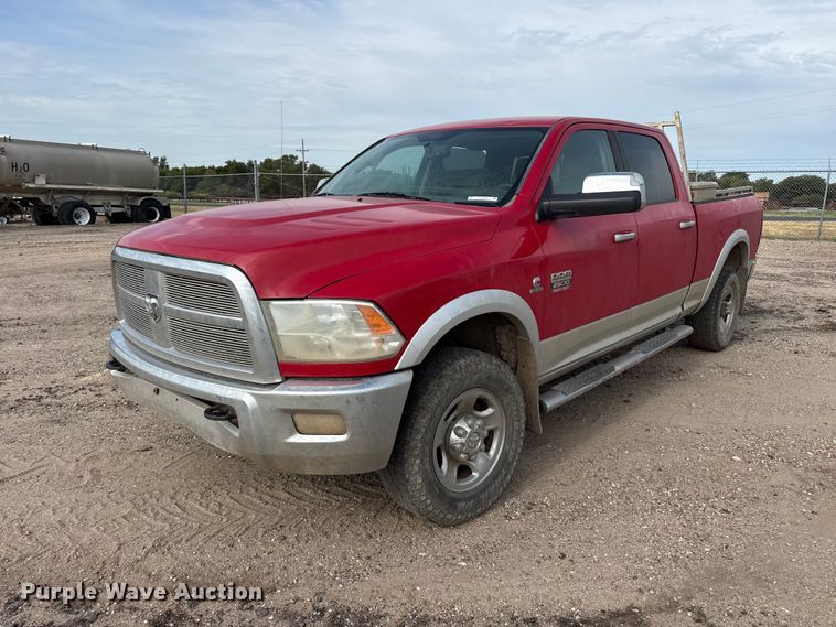 2012 Dodge Ram 2500 Crew Cab pickup truck - EW4116