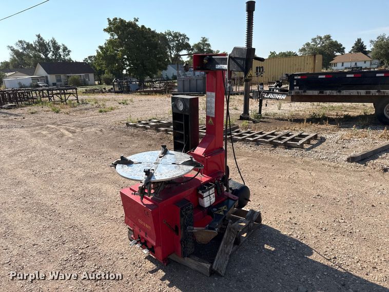 2005 Nebraska Tire C212BIT tire machine - EW4153