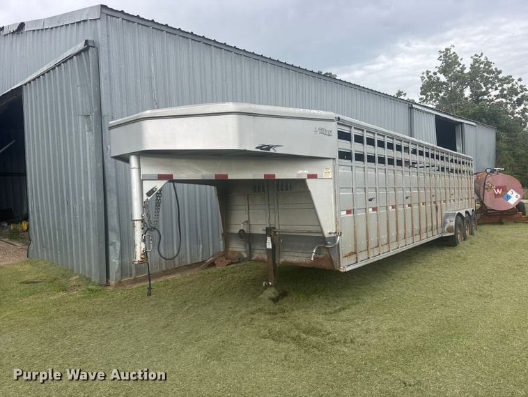 2009 Titan Trailer Mfg. 9R3178 livestock trailer - EW4941