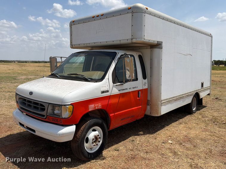 1998 Ford E350 Super Duty box truck - EW8631