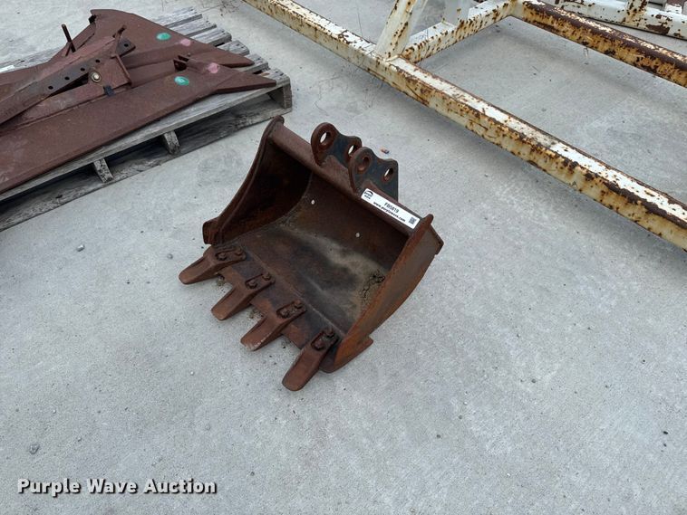 Bobcat excavator bucket - FB5819