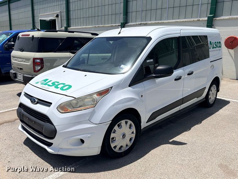 2016 Ford Transit Connect van - FB8284