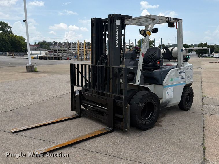 2017 UniCarriers PF80YLP forklift - FC3255