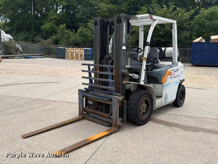 2014 Nissan PF80 forklift - FC3256