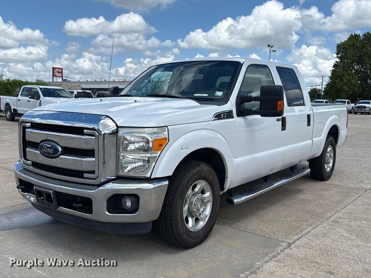 2013 Ford F250 Super Duty Crew Cab pickup truck - FC4020