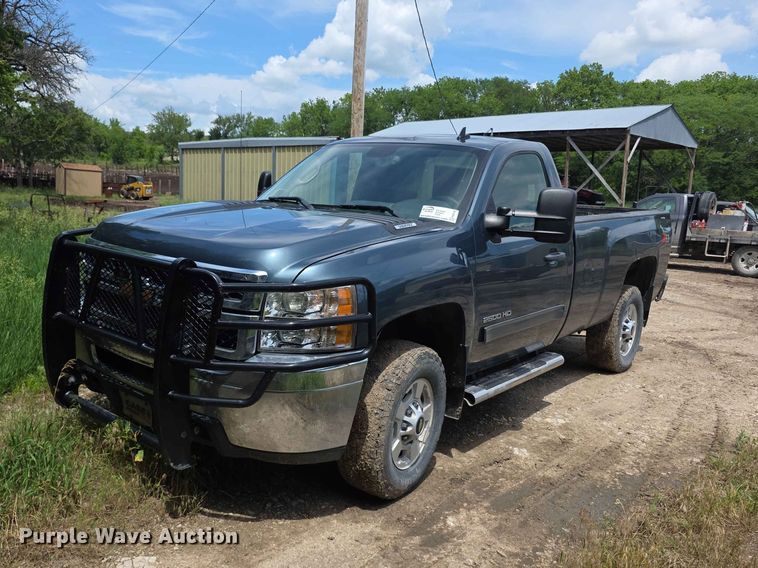 2013 Chevrolet Silverado 2500HD pickup truck - FH6148