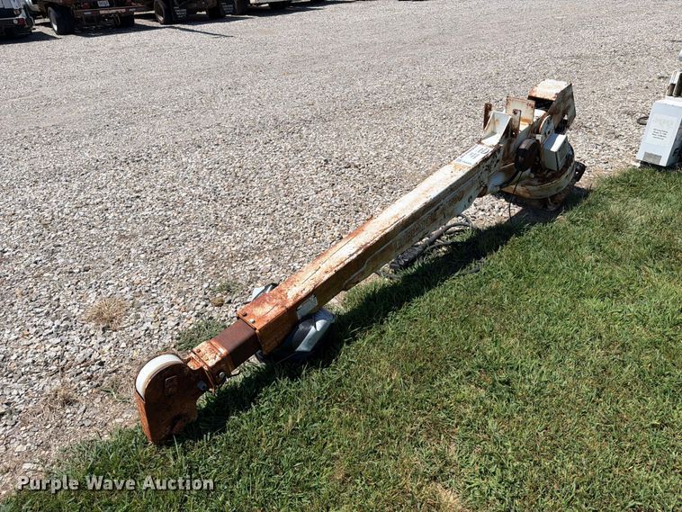 Ideal Crane Liberator 4000 truck crane - FI0305