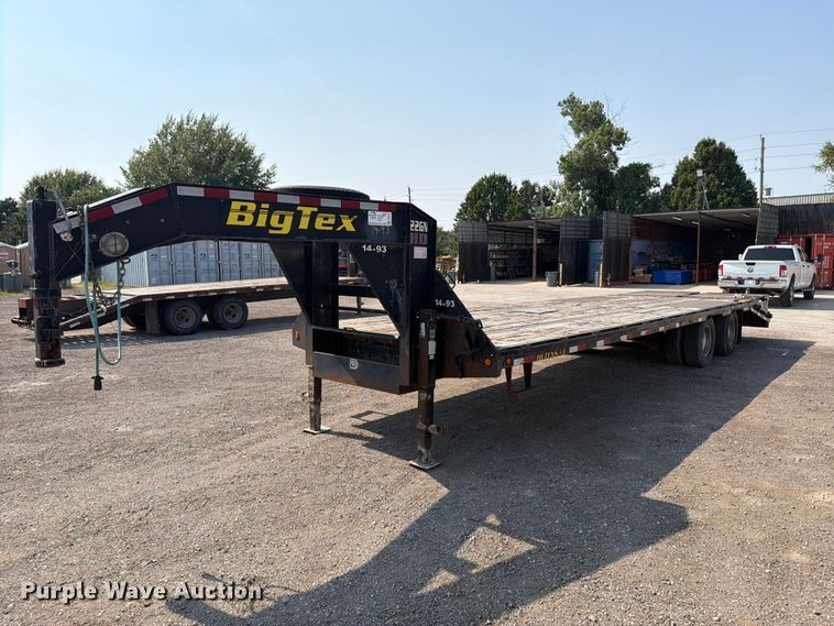 2015 Big Tex equipment trailer - FI0324