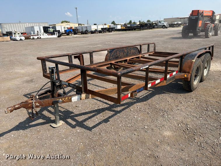 2011 Maxey flatbed trailer - FI0327