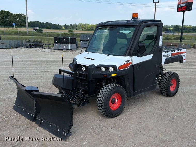 2025 Bobcat UV34 utility vehicle - FK3034