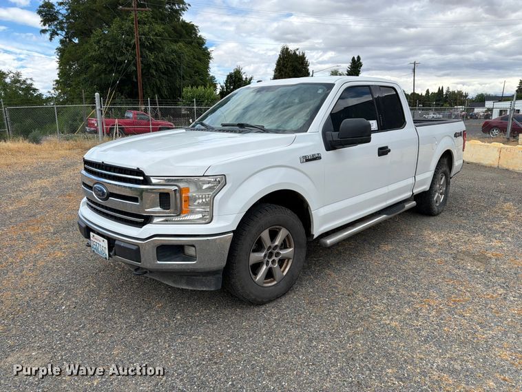 2018 Ford F150 Ext. Cab pickup truck - FK4529