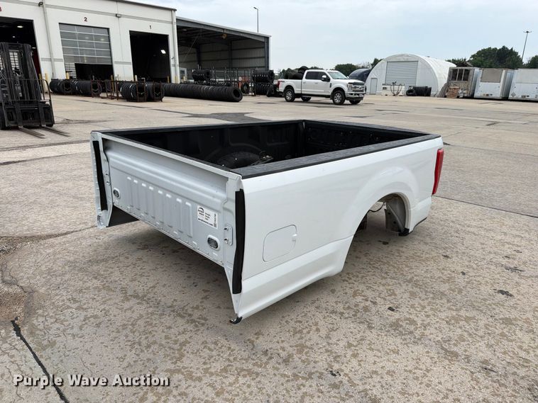 Ford pickup truck bed - FN5780