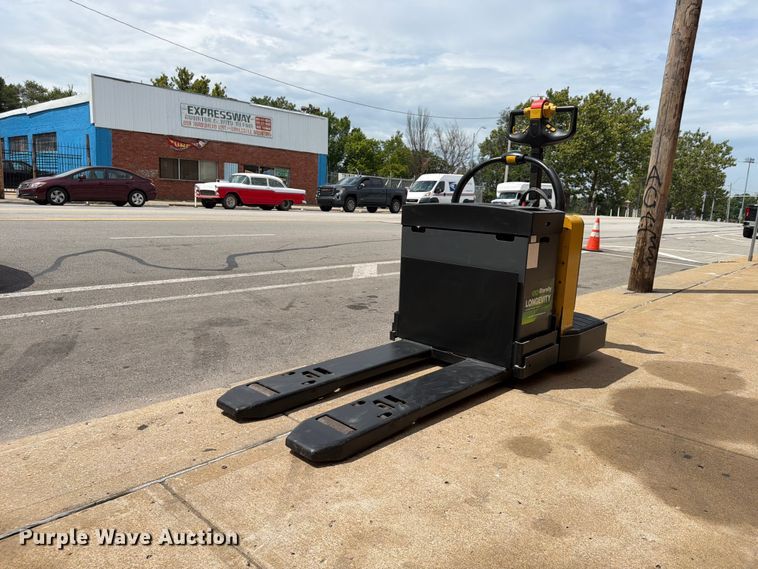 2011 Yale MPE060LFN24T2748 pallet jack - FU4514