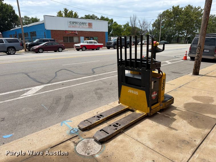 2008 Yale MPE060LFN24T2748 pallet jack - FU4516