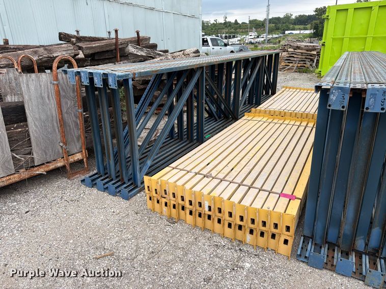 T-bolt pallet racking - MQ9051