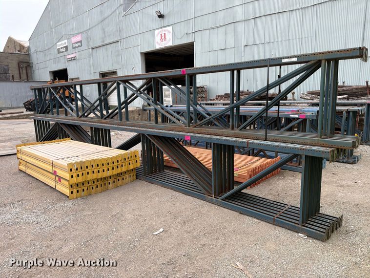 T-bolt pallet racking - MQ9054
