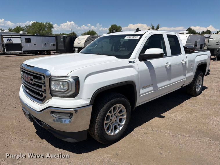 2018 GMC Sierra 1500 Ext. Cab pickup truck - YA3782