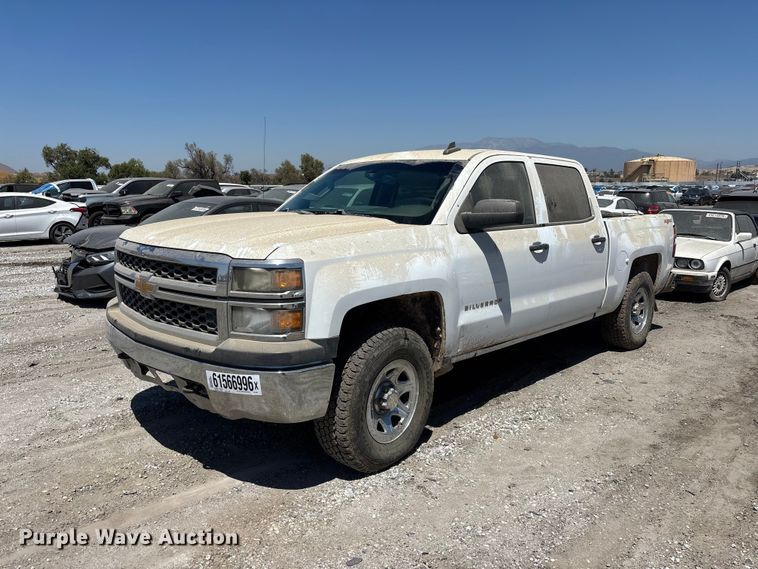 2015 Chevrolet Silverado 1500 Crew Cab pickup truck - YA4207