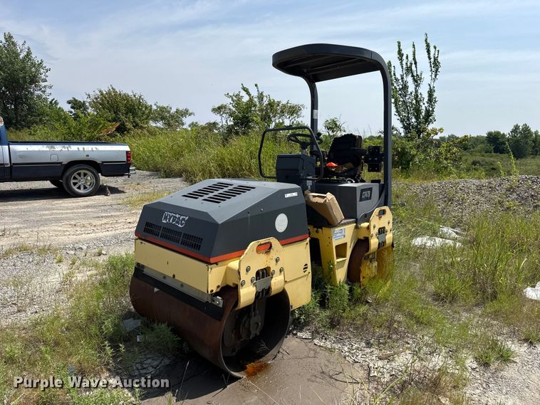 2004 Hypac C747B double drum vibratory roller - DJ2343