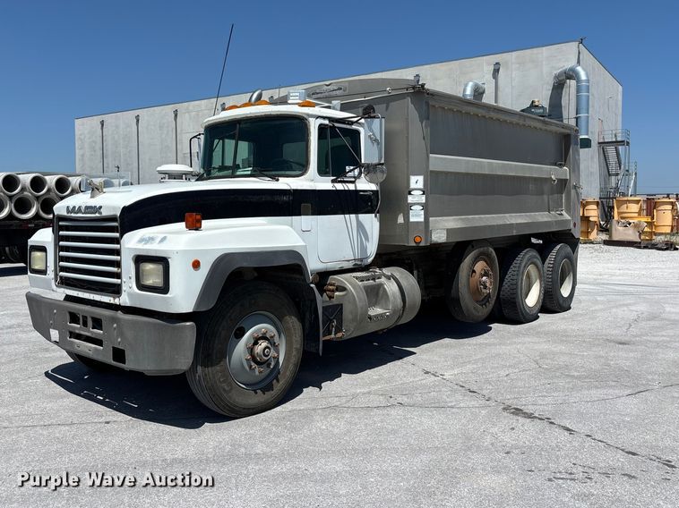 Mack RD Construction Dump Truck For Sale | Purple Wave Auction