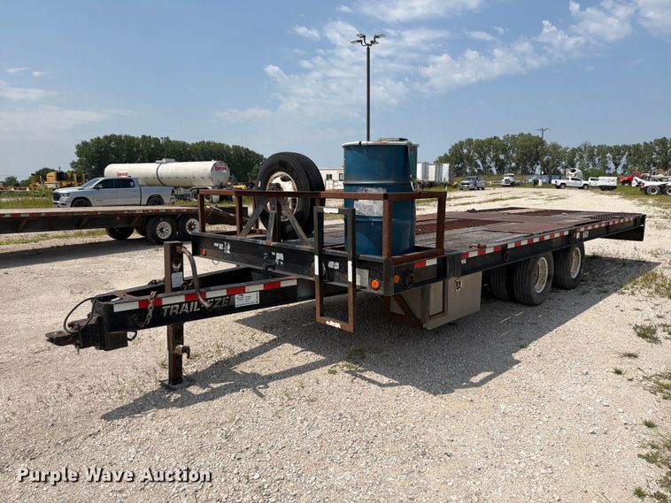 2004 Trail-eze TE20T22-3 tilt deck equipment trailer - DN6701