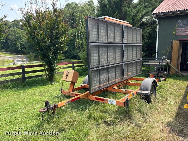 Solar Message Center message board trailer - DT2908