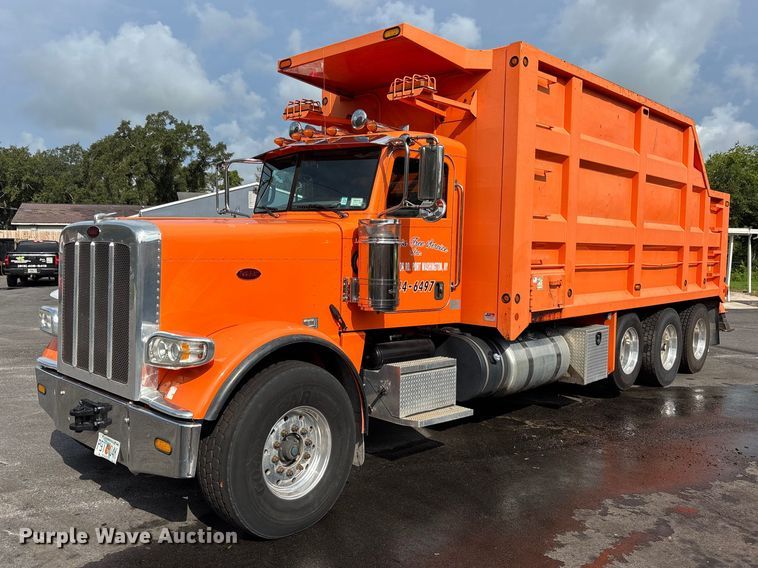 2012 Peterbilt 388 grapple truck - DV7261