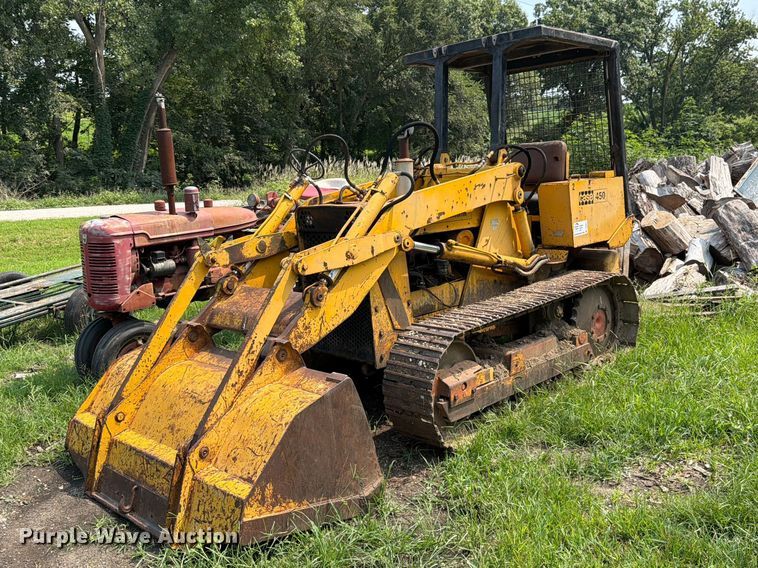 Case 450 crawler tractor - DV8571