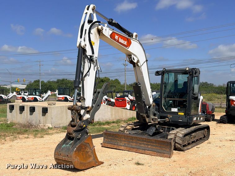 2023 Bobcat E88 R2-Series mini excavator - ED5451