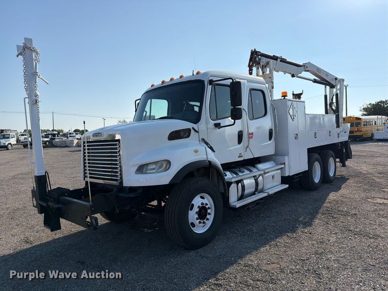 2012 Freightliner Business Class M2 Crew Cab crane truck - EG9327