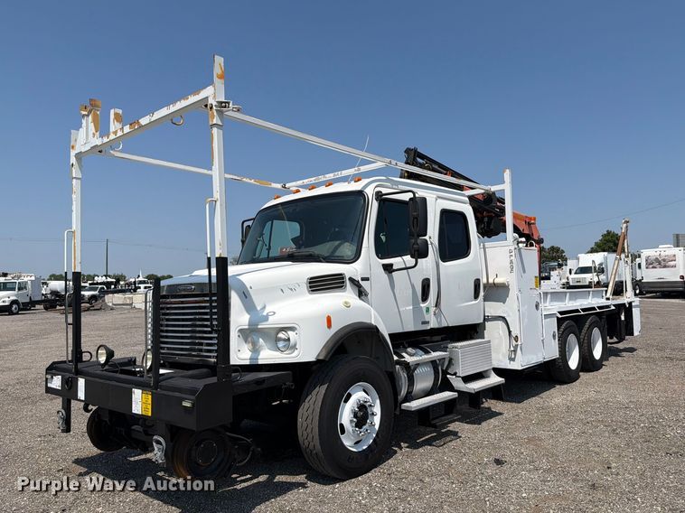 2007 Freightliner Business Class M2 Crew Cab crane truck - EG9333