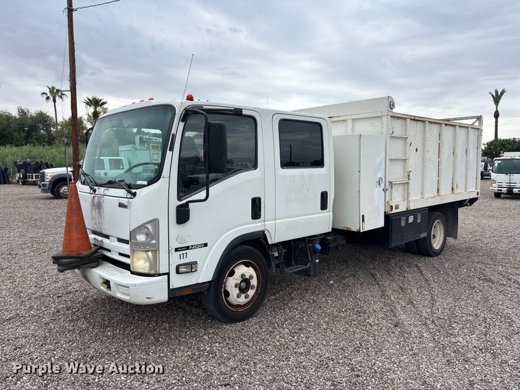 2011 Isuzu NRR Crew Cab dump truck - EL2542