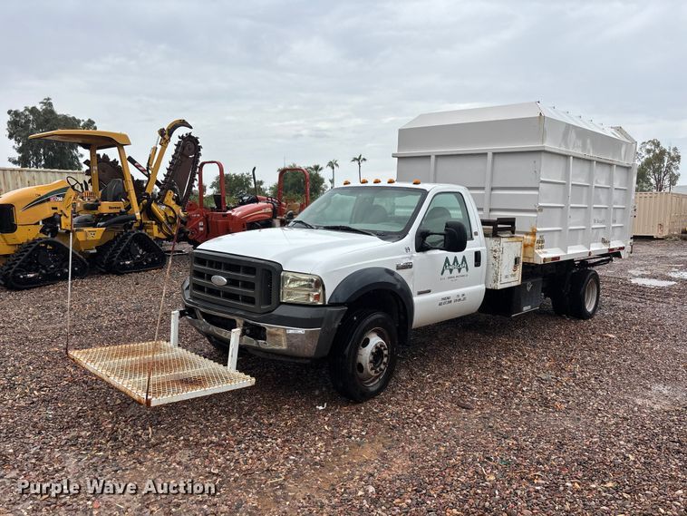 2006 Ford F450 Super Duty chipper truck - EL2544