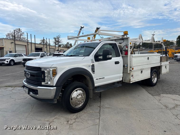 2019 Ford F450 Super Duty flatbed truck - EL2548