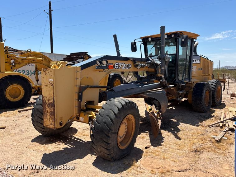 2012 John Deere 672GP motor grader - EL2566