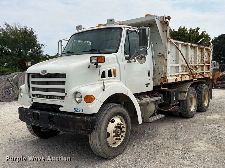 2005 Sterling L-Line dump truck - EO8680