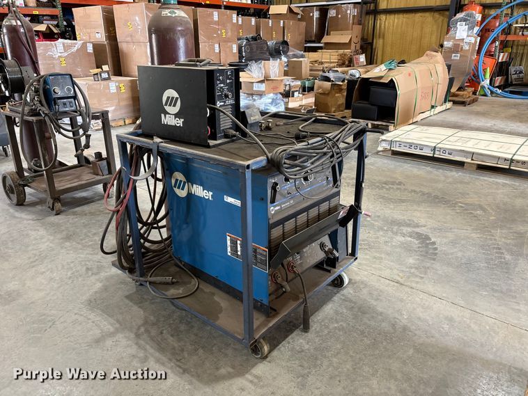 Miller Dimension 302 welder - ER3158