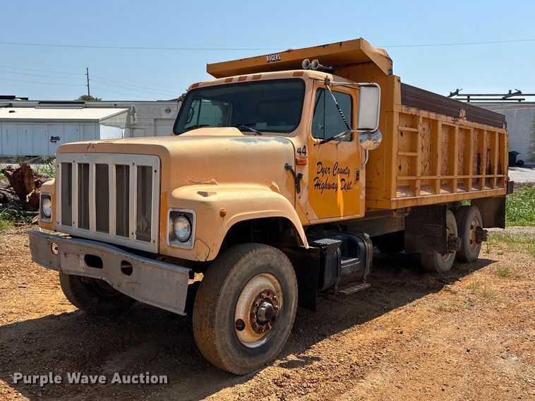 1996 International F-2574 dump truck - ER3189