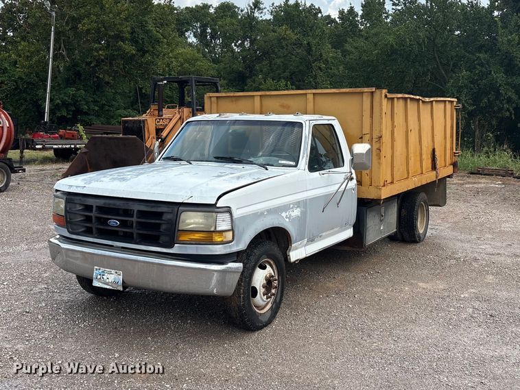 1992 Ford F350 dump truck - EU5785
